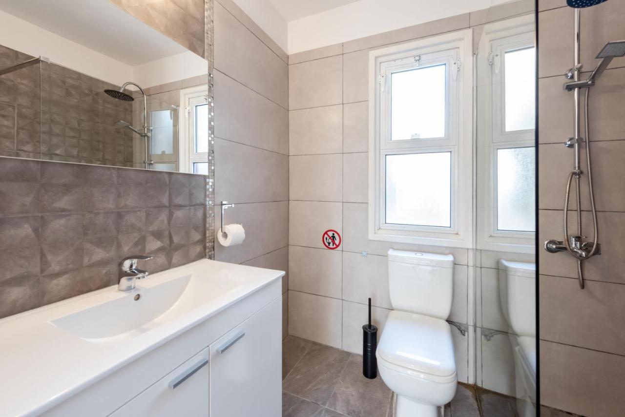 קורל ביי Villa Marina Sunrise By Ezoria Villas מראה חיצוני תמונה