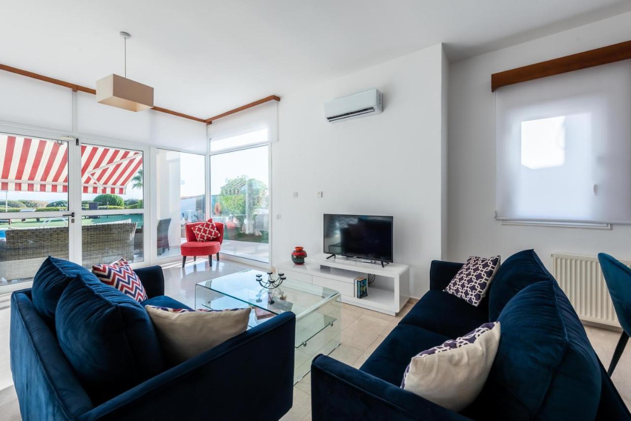 קורל ביי Villa Marina Sunrise By Ezoria Villas מראה חיצוני תמונה
