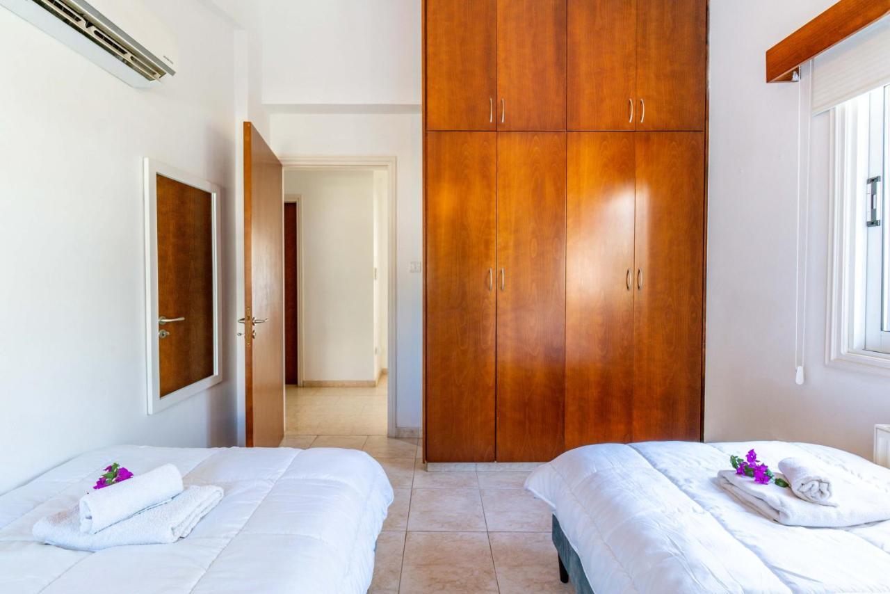 קורל ביי Villa Marina Sunrise By Ezoria Villas מראה חיצוני תמונה